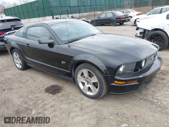 2006 Ford Mustang GT Deluxe with VIN 1ZVHT82H965112395, listed as a IAAI auction lot 41895837 with 89,804 mi miles and . Bid and sale history available at carsss.com. Image 1.