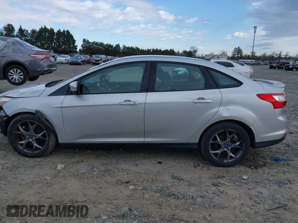 2013 Ford Focus SE with VIN 1FADP3F29DL103337, listed as a IAAI auction lot 41588416 with 116,720 mi miles. Bid and sale history available at carsss.com. Image 14.