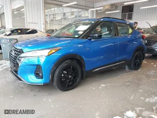 2022 Nissan Kicks SR with VIN 3N1CP5DV2NL499893, listed as a IAAI auction lot 41203699 with 18,665 mi miles. Bid and sale history available at carsss.com. Image 19.