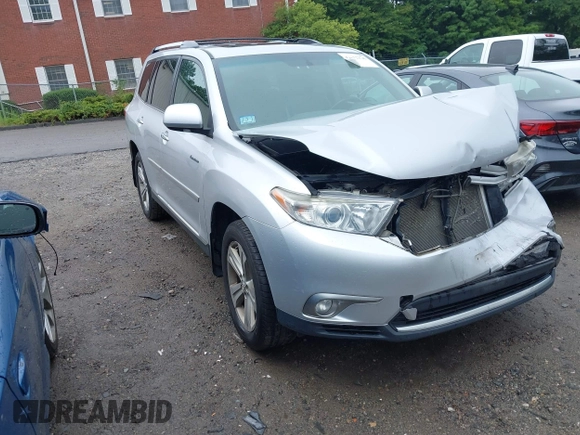 2013 Toyota Highlander Limited with VIN 5TDDK3EH2DS237488, listed as a IAAI auction lot 42672328 with 196,981 mi miles and . Bid and sale history available at DreamBid. Image 1.