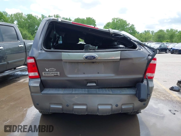 2010 Ford Escape Limited с VIN 1FMCU0E76AKC66681, выставлен на аукционе IAAI как лот 42168260 с пробегом 254 930 миль миль и . История ставок и продаж доступна на DreamBid. Изображение 17.