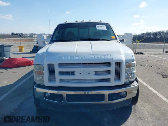 2008 Ford F-250 XL z VIN 1FTSX21RX8EB63847, wystawiony jako IAAI lot #41794531 z przebiegiem 263 884 mil mil oraz . Historia ofert i sprzedaży dostępna na DreamBid. Obrazek 12.