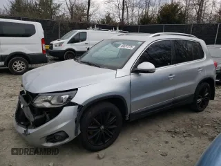2016 Volkswagen Tiguan S with VIN WVGBV7AX2GW607339, listed as a Copart auction lot 46677775 with 119,470 mi miles and Salvage title. Bid and sale history available at DreamBid. Image 1.