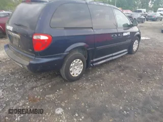 2004 Chrysler Town & Country LX z VIN 1C4GP44R24B527042, wystawiony jako IAAI lot #42466864 z przebiegiem 82 019 mil mil oraz . Historia ofert i sprzedaży dostępna na DreamBid. Obrazek 4.