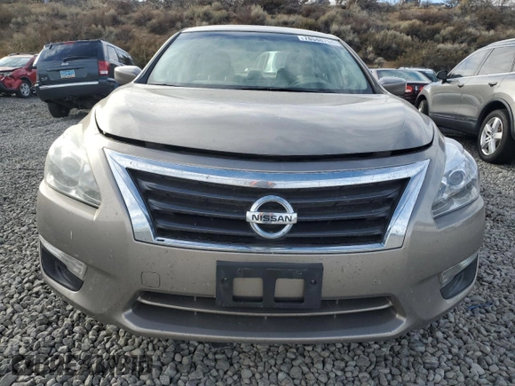 2014 Nissan Altima 2.5 with VIN 1N4AL3AP3EN236747, listed as a Copart auction lot 78548754 with 145,627 mi miles and Salvage Title. Bid and sale history available at carsss.com. Image 5.