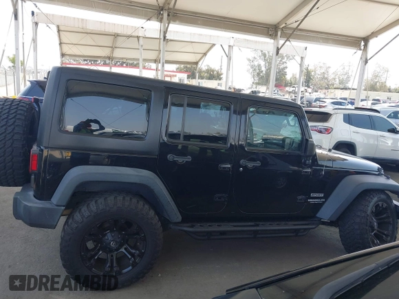 2016 Jeep Wrangler Unlimited Sport with VIN 1C4BJWDG7GL155900, listed as a IAAI auction lot 42380356 with 78,582 mi miles and . Bid and sale history available at DreamBid. Image 14.