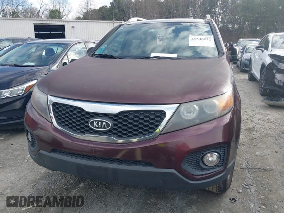 2013 Kia Sorento EX with VIN 5XYKU4A29DG325878, listed as a IAAI auction lot 41546222 with 346,852 mi miles and . Bid and sale history available at carsss.com. Image 6.