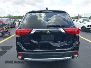2017 Mitsubishi Outlander ES z VIN JA4AZ2A3XHZ052168, wystawiony jako IAAI lot #42194062 z przebiegiem 209 195 mil mil oraz . Historia ofert i sprzedaży dostępna na DreamBid. Obrazek 16.