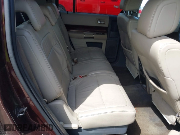 2009 Ford Flex SEL with VIN 2FMEK62C99BA17882, listed as a IAAI auction lot 42072947 with 170,054 mi miles. Bid and sale history available at carsss.com. Image 8.