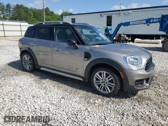 2018 MINI Countryman Cooper with VIN WMZYV5C36J3E04303, listed as a Copart auction lot 59775855 with 73,518 mi miles and Salvage title. Bid and sale history available at DreamBid. Image 4.