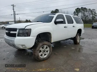 2008 Chevrolet Suburban LT w/2LT with VIN 3GNFK16388G267557, listed as a Copart auction lot 43952315 with 243,207 mi miles and Salvage Title. Bid and sale history available at carsss.com. Image 1.