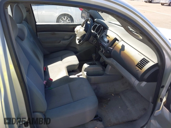 2006 Toyota Tacoma with VIN 5TENX22N16Z316439, listed as a IAAI auction lot 41146683 with 118,099 mi miles. Bid and sale history available at carsss.com. Image 5.