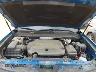 2022 Chevrolet Colorado 4WD Z71 z VIN 1GCGTDEN8N1152160, wystawiony jako IAAI lot #42103617 z przebiegiem 43 304 mil mil oraz . Historia ofert i sprzedaży dostępna na DreamBid. Obrazek 10.