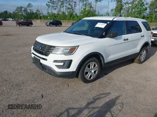 2017 Ford Police Interceptor Utility z VIN 1FM5K8AR3HGB93125, wystawiony jako IAAI lot #42276492 z przebiegiem Nie podano mil oraz . Historia ofert i sprzedaży dostępna na DreamBid. Obrazek 16.