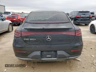2023 Mercedes-Benz EQE 350+ z VIN W1KEG2BB0PF015140, wystawiony jako Copart lot #51297455 z przebiegiem 16 316 mil mil oraz Szkoda całkowita • Salvage title. Historia ofert i sprzedaży dostępna na DreamBid. Obrazek 6.