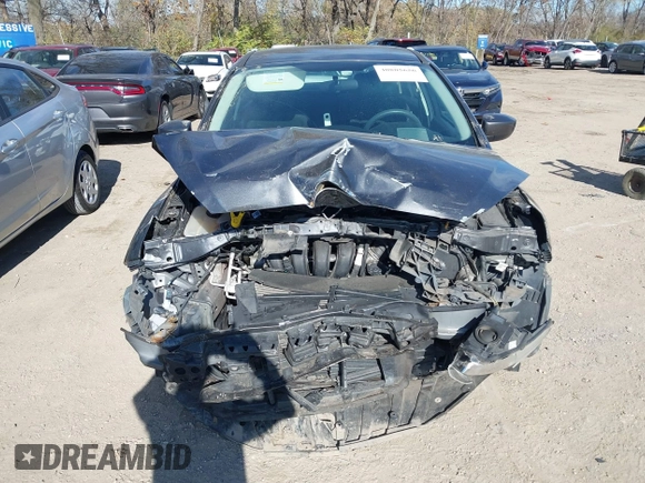 2018 Ford Focus SE z VIN 1FADP3F2XJL316101, wystawiony jako IAAI lot #40805650 z przebiegiem 53 551 mil mil oraz . Historia ofert i sprzedaży dostępna na DreamBid. Obrazek 11.