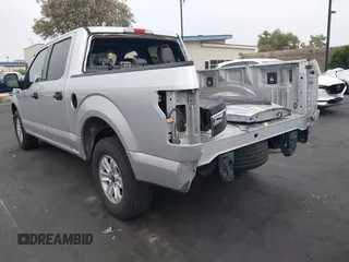 2015 Ford F-150 XL z VIN 1FTEW1CF1FKD98441, wystawiony jako IAAI lot #42397780 z przebiegiem 145 108 mil mil oraz . Historia ofert i sprzedaży dostępna na DreamBid. Obrazek 3.