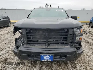2024 Chevrolet Silverado 1500 Custom with VIN 3GCPDBEK8RG158264, listed as a Copart auction lot 46501385 with 2,382 mi miles and Salvage Title. Bid and sale history available at DreamBid. Image 5.