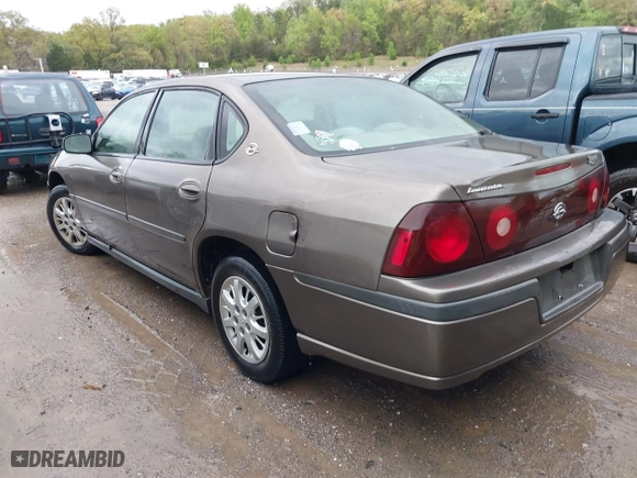 2003 Chevrolet Impala with VIN 2G1WF52E539108339, listed as a IAAI auction lot 42021882 with 216,548 mi miles. Bid and sale history available at carsss.com. Image 3.