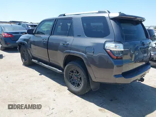 2020 Toyota 4Runner SR5 with VIN JTEZU5JR4L5226079, listed as a IAAI auction lot 42087965 with 48,219 mi miles and . Bid and sale history available at DreamBid. Image 3.