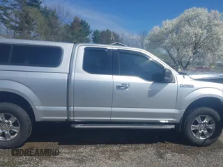 2017 Ford F-150 XL z VIN 1FTFX1EF1HFC58108, wystawiony jako IAAI lot #41961860 z przebiegiem 156 002 mil mil oraz . Historia ofert i sprzedaży dostępna na DreamBid. Obrazek 13.