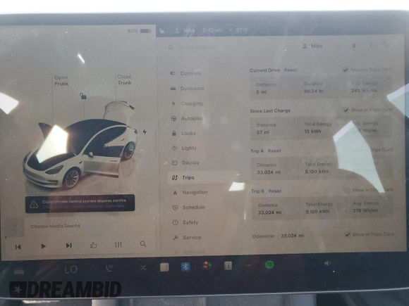 2023 Tesla Model 3 with VIN 5YJ3E1EA4PF631304, listed as a Copart auction lot 52500695 with 33,024 mi miles and Salvage title. Bid and sale history available at DreamBid. Image 9.
