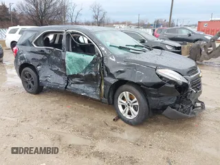 2017 Chevrolet Equinox LS z VIN 2GNALBEK4H1596500, wystawiony jako IAAI lot #41722723 z przebiegiem 91 312 mil mil oraz . Historia ofert i sprzedaży dostępna na DreamBid. Obrazek 1.