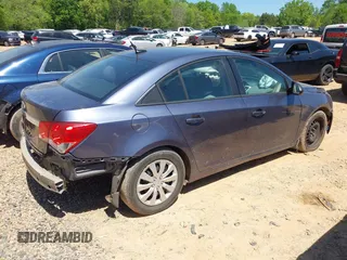 2014 Chevrolet Cruze LS with VIN 1G1PA5SG2E7166403, listed as a IAAI auction lot 42066938 with 124,181 mi miles and . Bid and sale history available at DreamBid. Image 4.