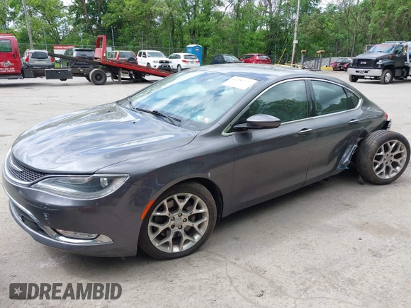 2015 Chrysler 200 C z VIN 1C3CCCEG4FN512713, wystawiony jako IAAI lot #42285227 z przebiegiem 109 379 mil mil oraz . Historia ofert i sprzedaży dostępna na DreamBid. Obrazek 17.