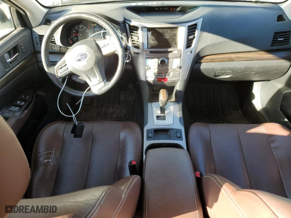 2014 Subaru Outback 2.5i Limited with VIN 4S4BRCPCXE3261945, listed as a Copart auction lot 47247555 with 208,111 mi miles and Clean Title. Bid and sale history available at carsss.com. Image 8.