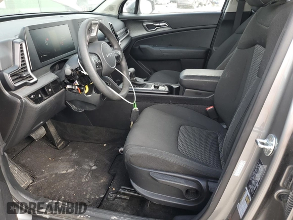 2024 Kia Sportage LX with VIN KNDPUCDF4R7260067, listed as a Copart auction lot 51953085 with 33,929 mi miles and Clean Title. Bid and sale history available at DreamBid. Image 7.