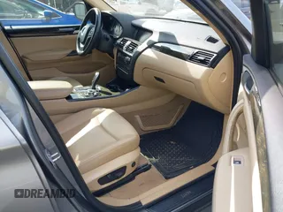 2014 BMW X3 xDrive35i z VIN 5UXWX7C57E0E77619, wystawiony jako IAAI lot #42505109 z przebiegiem 155 472 mil mil oraz . Historia ofert i sprzedaży dostępna na DreamBid. Obrazek 5.