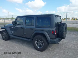 2019 Jeep Wrangler Unlimited Sport S z VIN 1C4HJXDN9KW636592, wystawiony jako IAAI lot #42159099 z przebiegiem 82 580 mil mil oraz . Historia ofert i sprzedaży dostępna na DreamBid. Obrazek 3.