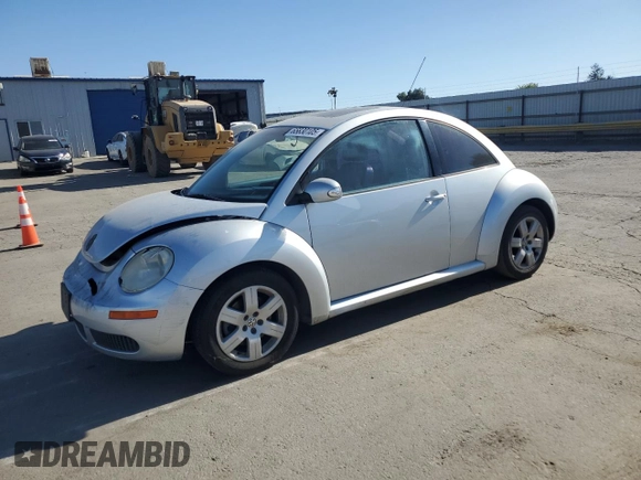 2007 Volkswagen Beetle with VIN 3VWRG31C97M515533, listed as a Copart auction lot 65830105 with 110,612 mi miles and Salvage title. Bid and sale history available at DreamBid. Image 1.