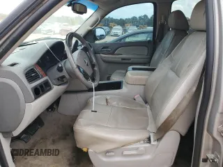 2007 Chevrolet Suburban LT with VIN 1GNFC16037J232196, listed as a Copart auction lot 72887074 with 262,163 mi miles and Salvage Title. Bid and sale history available at carsss.com. Image 7.