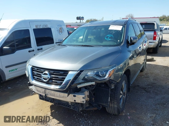 2017 Nissan Pathfinder SV with VIN 5N1DR2MM2HC613081, listed as a IAAI auction lot 41979227 with 137,371 mi miles. Bid and sale history available at carsss.com. Image 17.