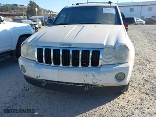 2005 Jeep Grand Cherokee Limited with VIN 1J4HR58N55C554950, listed as a IAAI auction lot 41656831 with 160,405 mi miles. Bid and sale history available at carsss.com. Image 6.