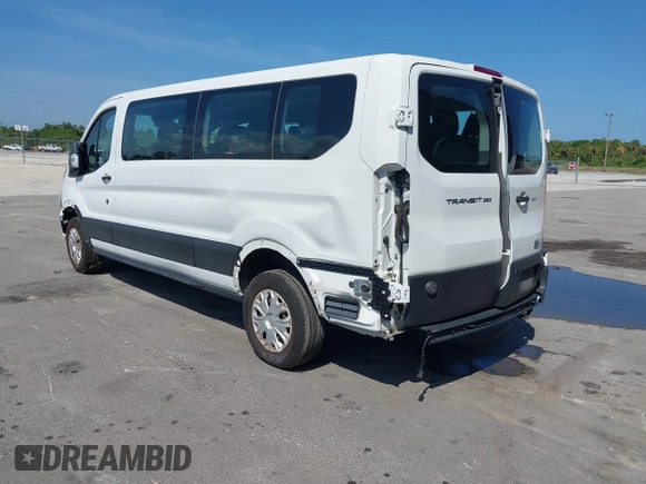 2020 Ford Transit Passenger XL z VIN 1FBAX2Y89LKA23229, wystawiony jako IAAI lot #41937635 z przebiegiem 83 536 mil mil oraz . Historia ofert i sprzedaży dostępna na DreamBid. Obrazek 3.