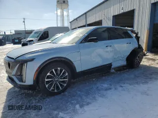 2024 Cadillac LYRIQ Sport z VIN 1GYKPTRL9RZ122152, wystawiony jako Copart lot #44753205 z przebiegiem 8844 mil mil oraz Szkody całkowita. Historia ofert i sprzedaży dostępna na DreamBid. Obrazek 1.