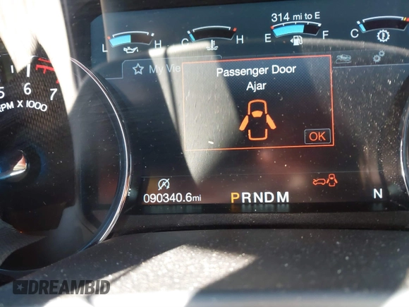 2019 Ford Expedition Limited with VIN 1FMJU1KT3KEA13543, listed as a IAAI auction lot 41130655 with 90,340 mi miles. Bid and sale history available at carsss.com. Image 7.