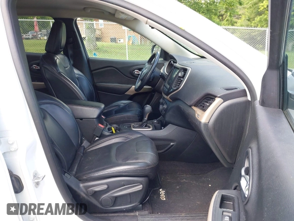 2017 Jeep Cherokee High Altitude with VIN 1C4PJMDS5HW567912, listed as a IAAI auction lot 42212145 with 136,130 mi miles and . Bid and sale history available at DreamBid. Image 5.