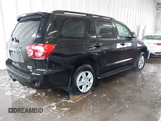 2012 Toyota Sequoia SR5 with VIN 5TDBW5G15CS060344, listed as a IAAI auction lot 41259248 with 160,372 mi miles. Bid and sale history available at carsss.com. Image 4.