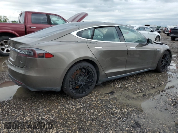 2015 Tesla Model S 85D with VIN 5YJSA1E20FF117464, listed as a Copart auction lot 54194515 with 99,446 mi miles and Clean Title. Bid and sale history available at carsss.com. Image 3.