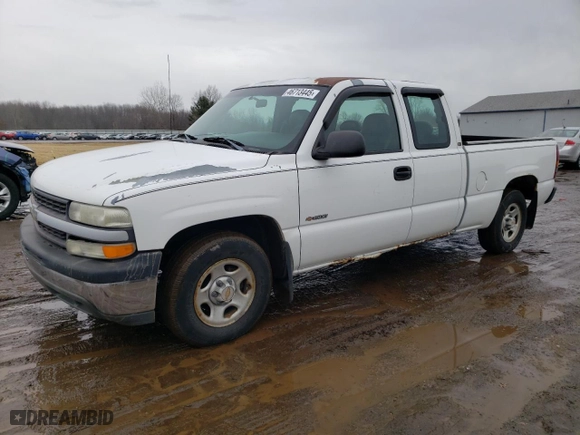 2001 Chevrolet Silverado 1500 LS with VIN 2GCEC19V311333526, listed as a Copart auction lot 46713445 with 157,873 mi miles and Clean Title. Bid and sale history available at carsss.com. Image 1.