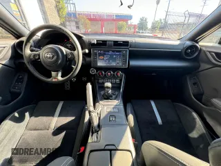 2023 Toyota GR86 Premium with VIN JF1ZNBE14P9766539, listed as a Copart auction lot 81571784 with 3,020 mi miles and Salvage Title. Bid and sale history available at carsss.com. Image 9.