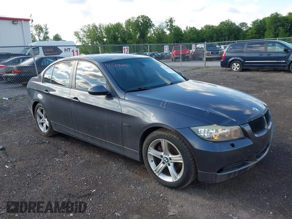 2008 BMW 3 Series 328xi with VIN WBAVC935X8KZ73196, listed as a IAAI auction lot 42539019 with 712,406 mi miles and . Bid and sale history available at DreamBid. Image 1.