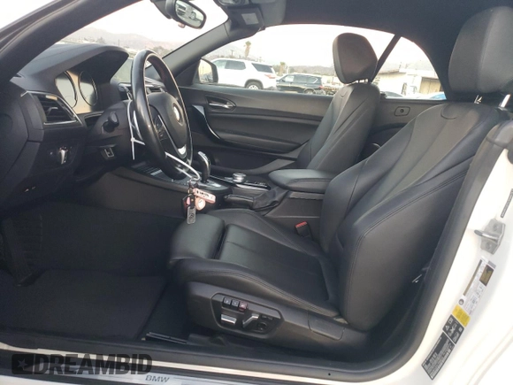 2020 BMW 2 Series 230i xDrive with VIN WBA2K1C01L7F99510, listed as a Copart auction lot 81853974 with 74,743 mi miles and Salvage Title. Bid and sale history available at carsss.com. Image 7.