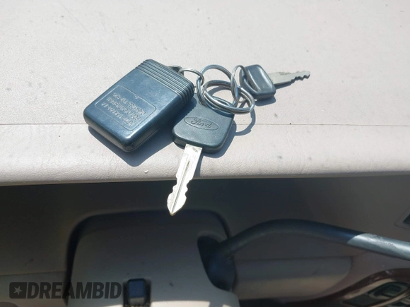 2000 Ford Windstar SEL z VIN 2FMDA5341YBC52338, wystawiony jako IAAI lot #41933377 z przebiegiem 165 988 mil mil oraz . Historia ofert i sprzedaży dostępna na DreamBid. Obrazek 11.