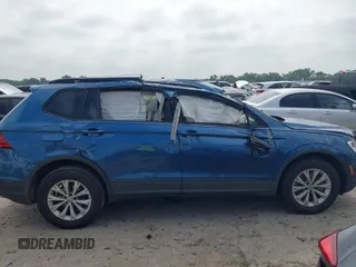 2020 Volkswagen Tiguan S с VIN 3VV1B7AX2LM143439, выставлен на аукционе IAAI как лот 42366409 с пробегом Не указан миль и . История ставок и продаж доступна на DreamBid. Изображение 12.