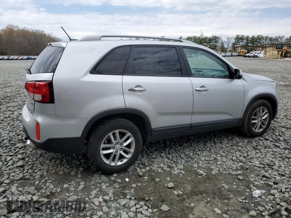 2014 Kia Sorento LX with VIN 5XYKT3A63EG465586, listed as a Copart auction lot 52568495 with 131,634 mi miles and Salvage Title. Bid and sale history available at carsss.com. Image 3.